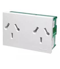 MODULO TOMA DOBLE BIPOLAR COMB C/TIERRA BLANCO CAMBRE